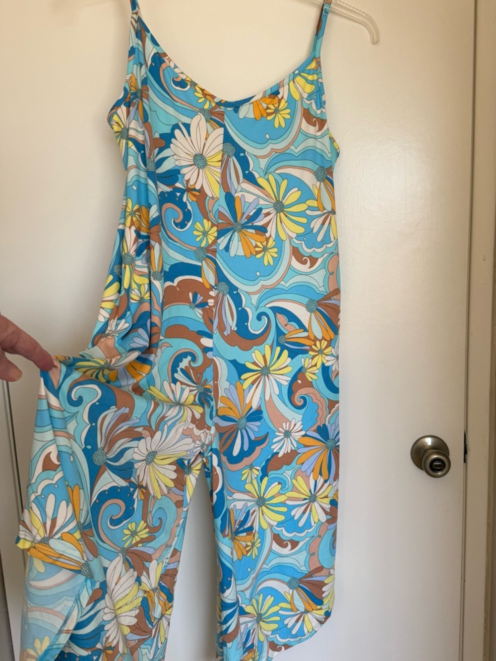 Vibrant Floral Print Beach/Pool Cover